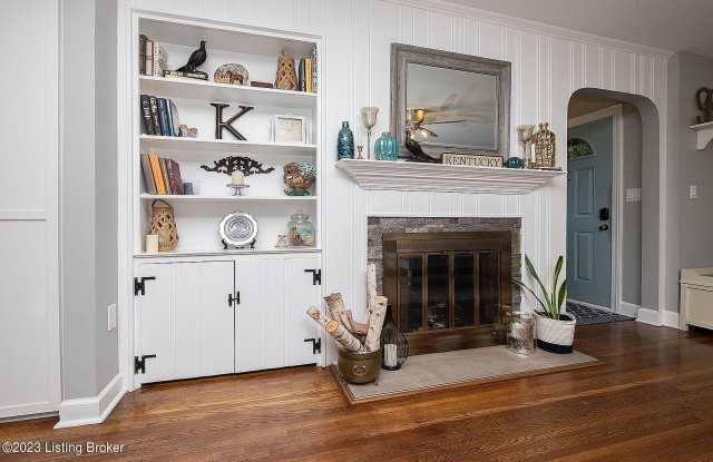 211 S Sherrin Ave Gallery 4