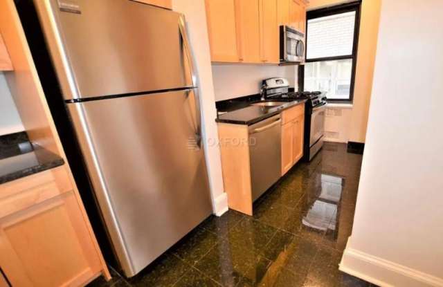 141 East 56th Street - 141 East 56th Street, New York City, NY 10022