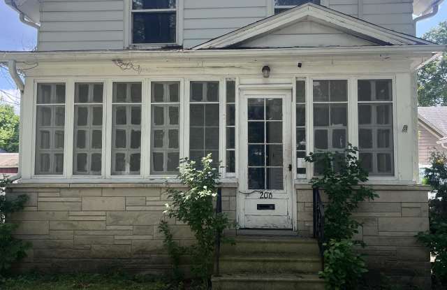 206 East Chestnut Street photos photos