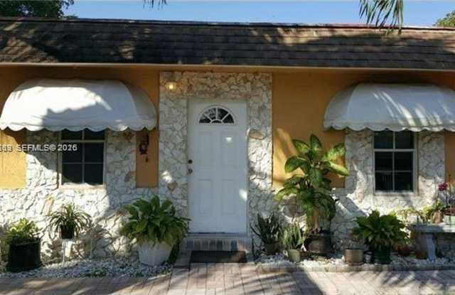 2617 NW 19th Ave photos photos