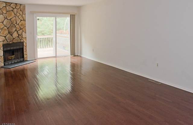 149 Patriots Rd Gallery 4