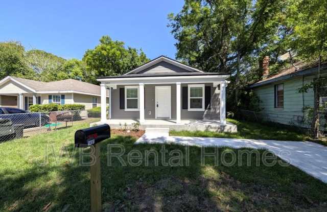 1481 Mitchell St photos photos