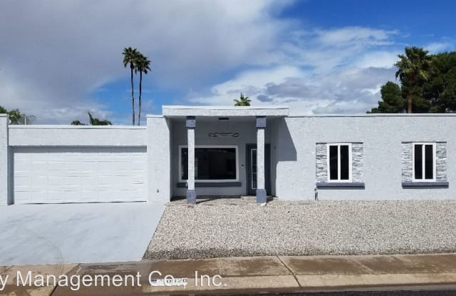 10626 W Gulf Hills Dr - 10626 West Gulf Hills Drive, Sun City, AZ 85351