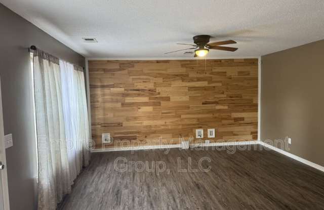 66 Sand Oak Court Gallery 2