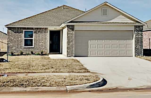 Very Nice 3 Bedroom 2 Bath Home in Yukon Schools photos photos