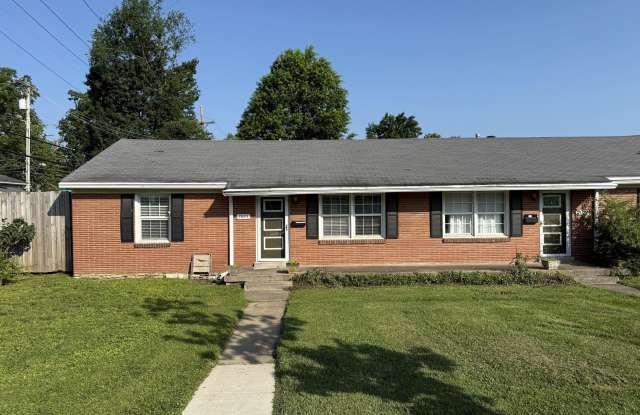 2023 Clays Mill Road Road photos photos