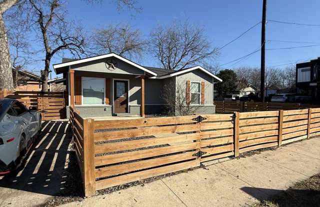 835 Indiana photos photos