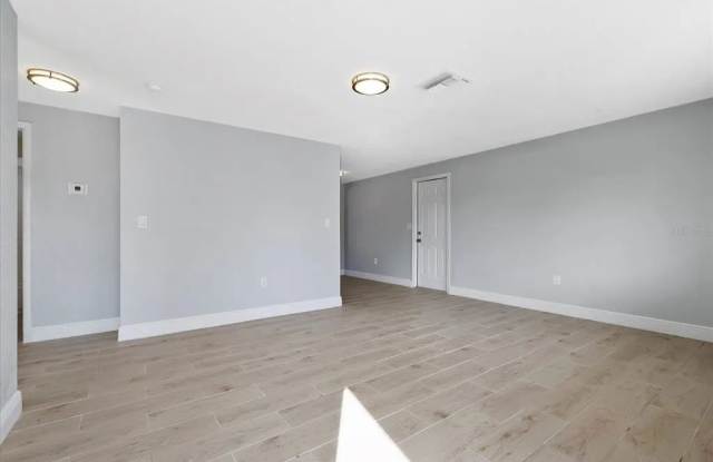 7901 Teal Drive Gallery 4