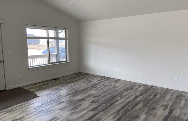 1722 Shelby Avenue Gallery 3
