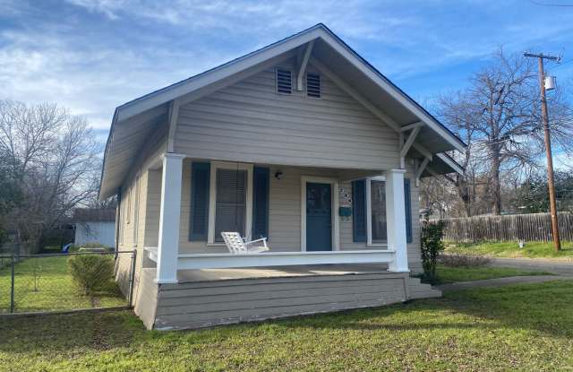 CUTE HOME IN CENTRAL BELTON photos photos CUTE HOME IN CENTRAL BELTON photos photos