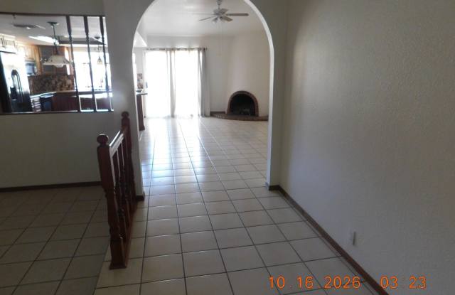 5228 W VOGEL Avenue Gallery 2