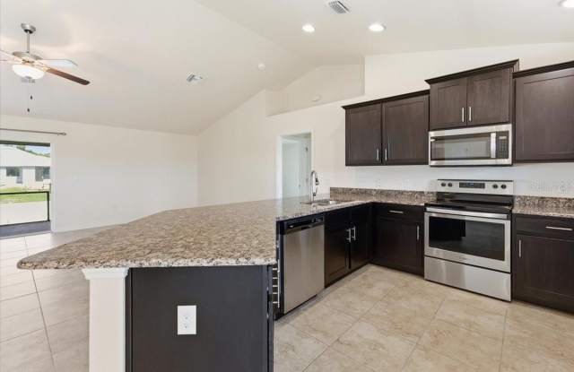 191 W PINE VALLEY Lane Gallery 4