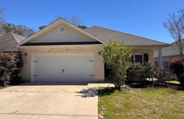 1304 S Cedar Avenue - 1304 Cedar Avenue South, Niceville, FL 32578 1304 S Cedar Avenue - 1304 Cedar Avenue South, Niceville, FL 32578