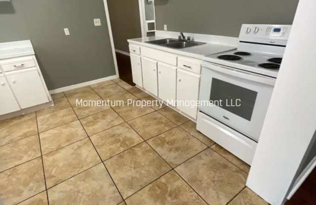 1124 N Brunnell Pkwy Lakeland, FL 33805 Gallery 1