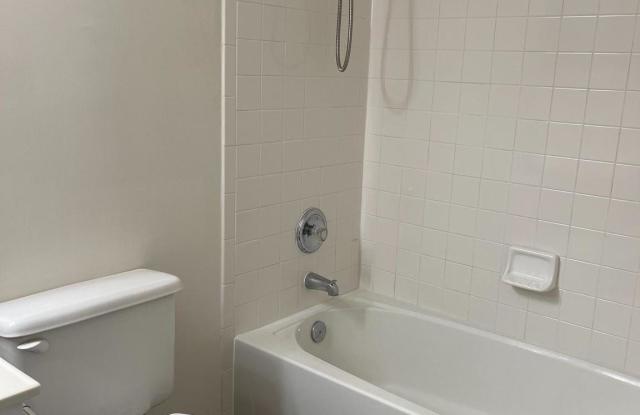 22150 TRAILSIDE SQUARE Gallery 4