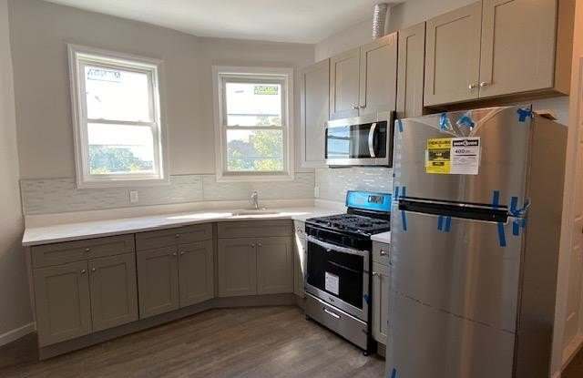 38 CLENDENNY AVE photos photos