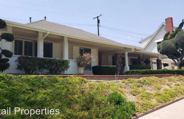 2912 N Maple Tree Dr Gallery 2
