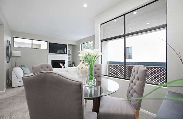 2236 River Run Drive Gallery 4