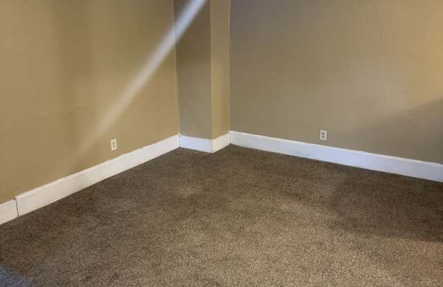 2100 Pershing Boulevard - 3 Gallery 4