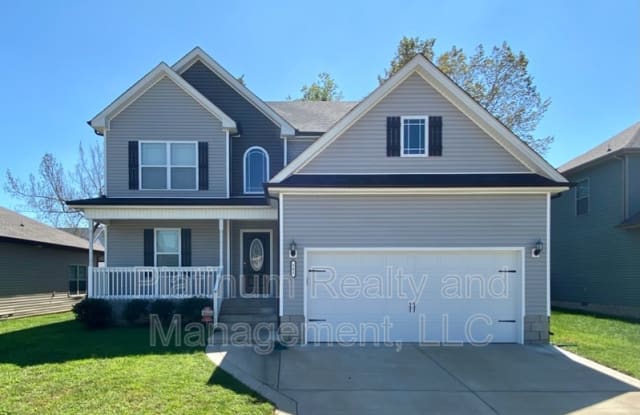 561 Medallion Cir - 561 Medallion Circle, Clarksville, TN 37042
