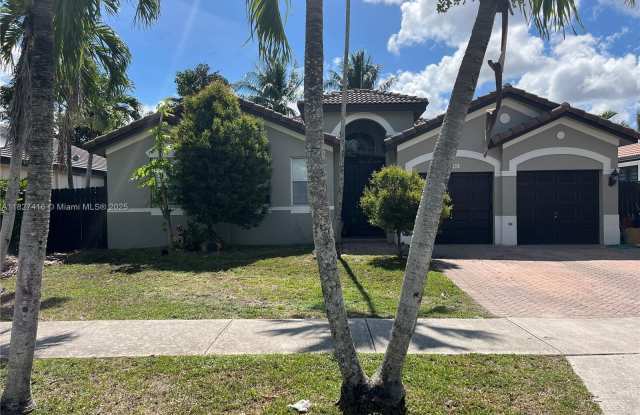 2349 SW 148th Ct photos photos