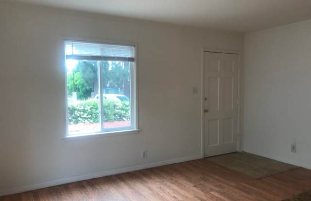 13631 Berg Gallery 2