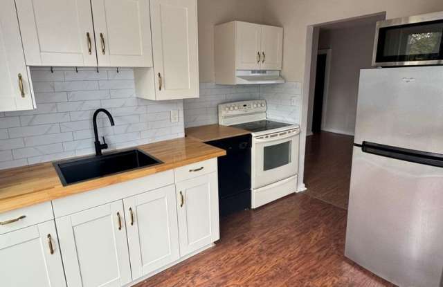 Ideal location, Ideal space for balancing life, work and play - 1819 Maple Avenue, Norwood, OH 45212