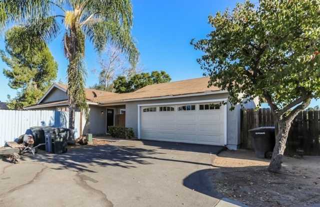 Single story 4 bedroom with large yard in Temecula photos photos