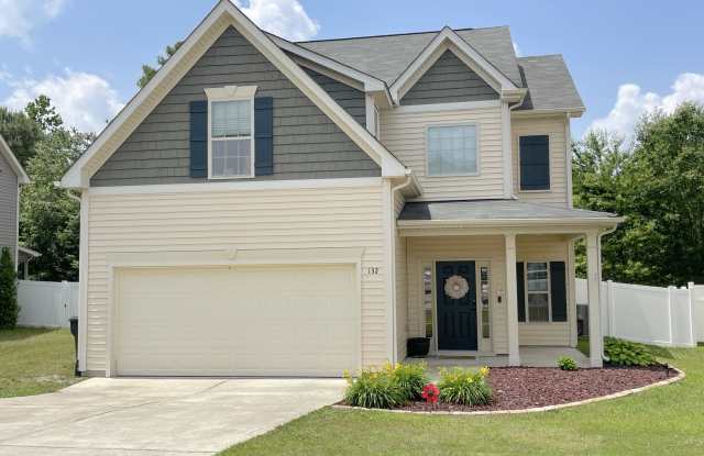 132 Bicentennial Way photos photos