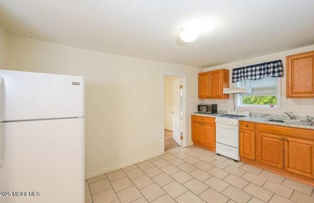215 S Pine Avenue photos photos