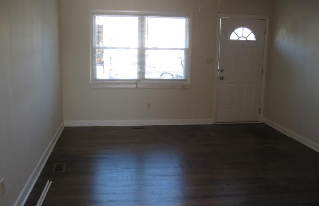 Beautiful 3 BR in the Buckroe area w/bonus room Gallery 3