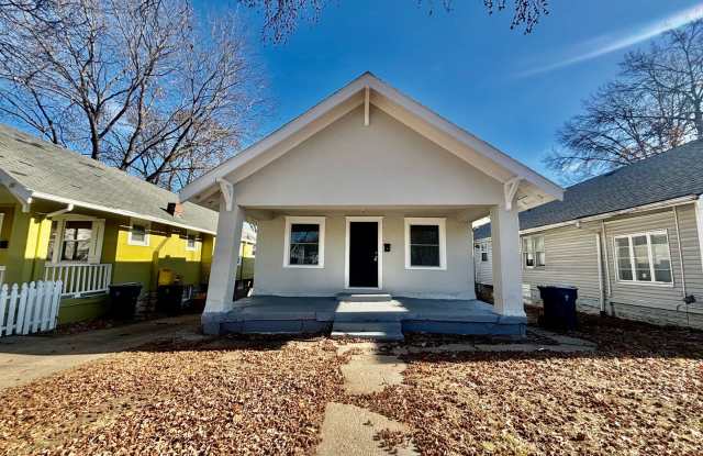 Fully Renovated 2-Bedroom Home with Back Deck, Basement  Off-Street Parking photos photos