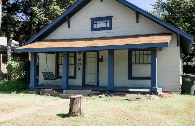 602 North Boulevard photos photos