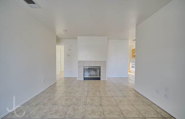 1201 Gallery 4