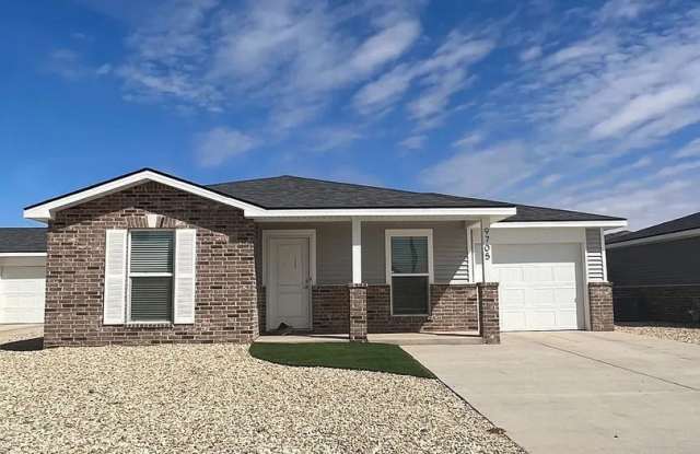 House in Upland Heights! - 9706 Trenton Avenue, Lubbock, TX 79424