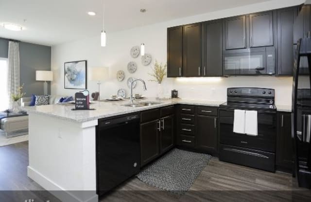 6546 W 13th Ave - 6546 West 13th Avenue, Lakewood, CO 80214