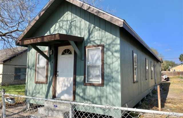 508 E Richard Avenue Gallery 1