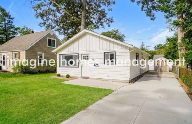 186 Forest Boulevard Gallery 3