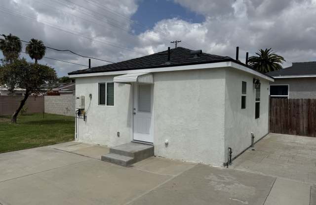 1035 South Muriel Avenue photos photos