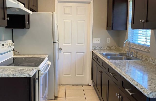 5317 Rosegay Ct. Gallery 3