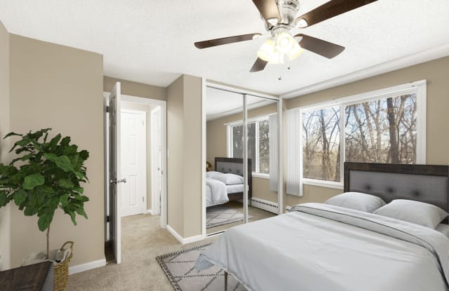 Valley Village Apartments photos photos