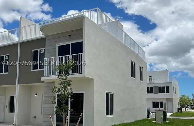 25859 SW 144th Ct Gallery 1