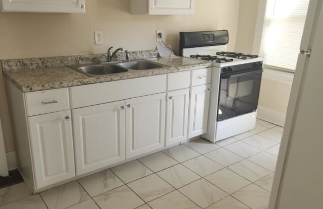 1920 6th St SW - 1920 6th Street Southwest, Canton, OH 44706