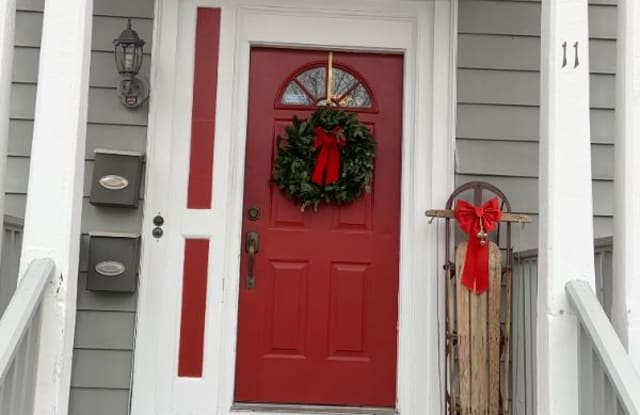 11 Linwood St, Hyde Park MA 2 - 11 Linwood St, Boston, MA 02136