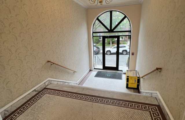 119 Kilsyth Rd. Gallery 2
