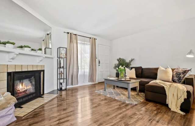 4425 Louisiana St photos photos