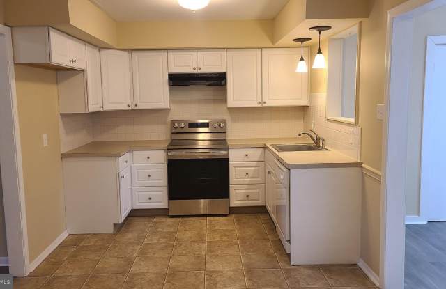 16 ELWOOD COURT photos photos