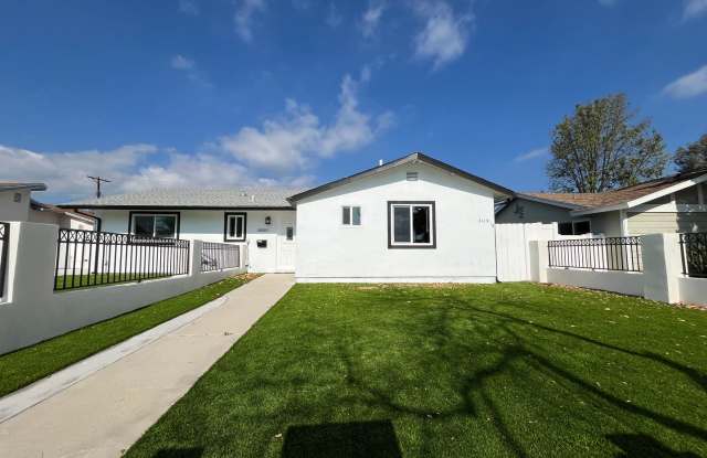 Upgraded West Hills 3+2, READY FOR MOVE-IN! photos photos