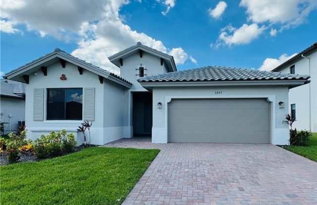 5105 PENELLA AVE photos photos