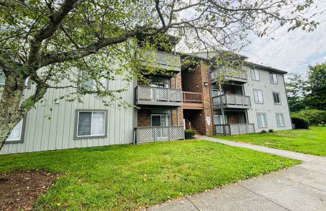 * RE-RENTAL AVAILABLE 8/20/25 * 3 Bedroom 2 Bath Condo photos photos
